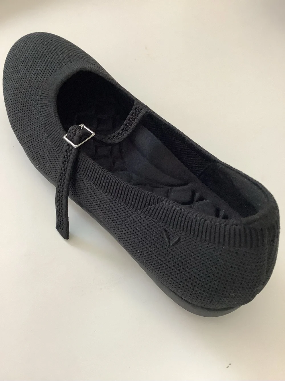 Vivaia black mary
